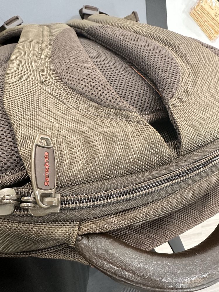 Mochila SAMSONITE diversas funções
