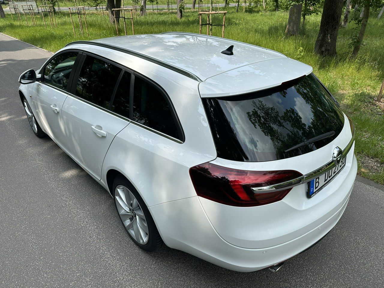 Opel Insignia Cosmo 2.0 CDTI 170 KM 2016 Rok Alu18'' Xenon Navi Manual