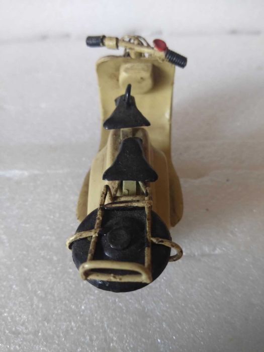 Lambreta Vespa Artesanal Nova.