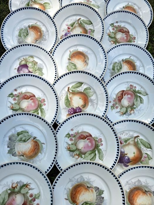 Тарілки Rosenthal.