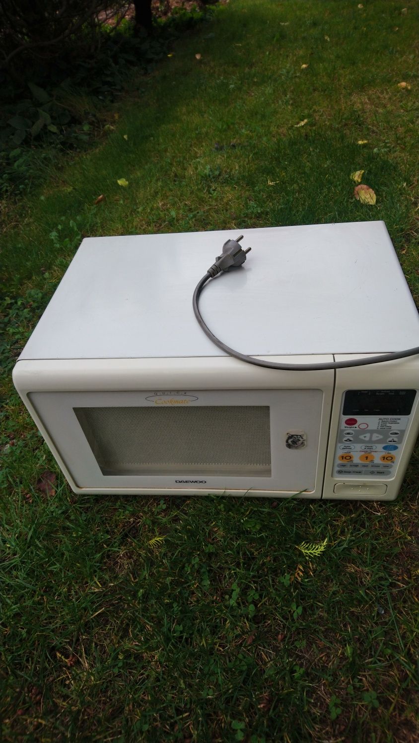 Kuchenka mikrofalowa Daewoo.