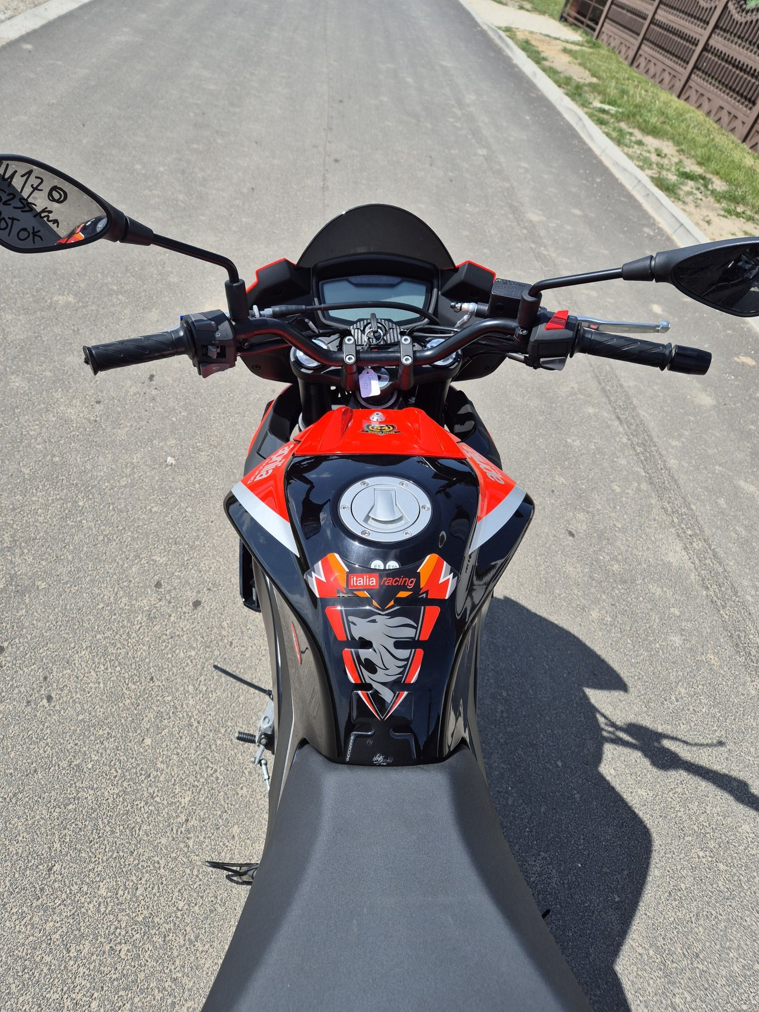 Aprilia tuono lift 125 23r yzf 125 wr