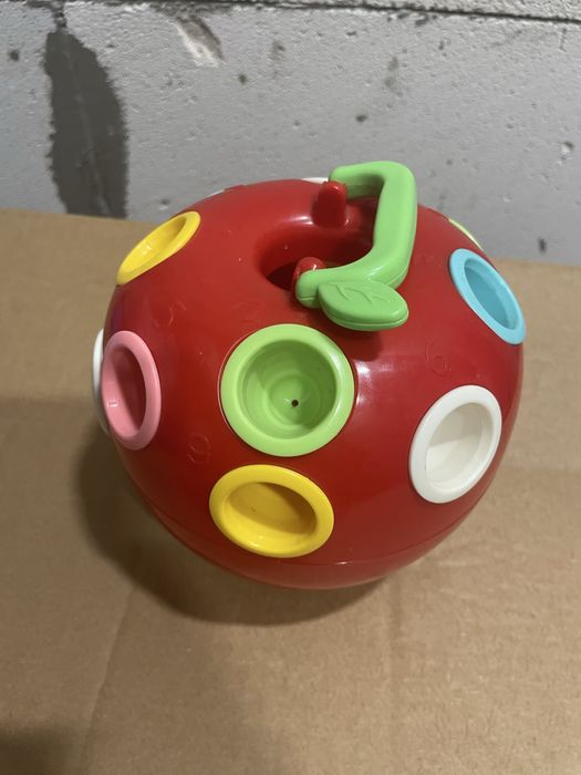 Іграшка-сортер яблуко з червяками