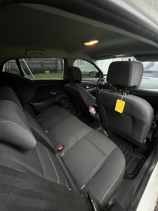 Рено меган 2014 рік