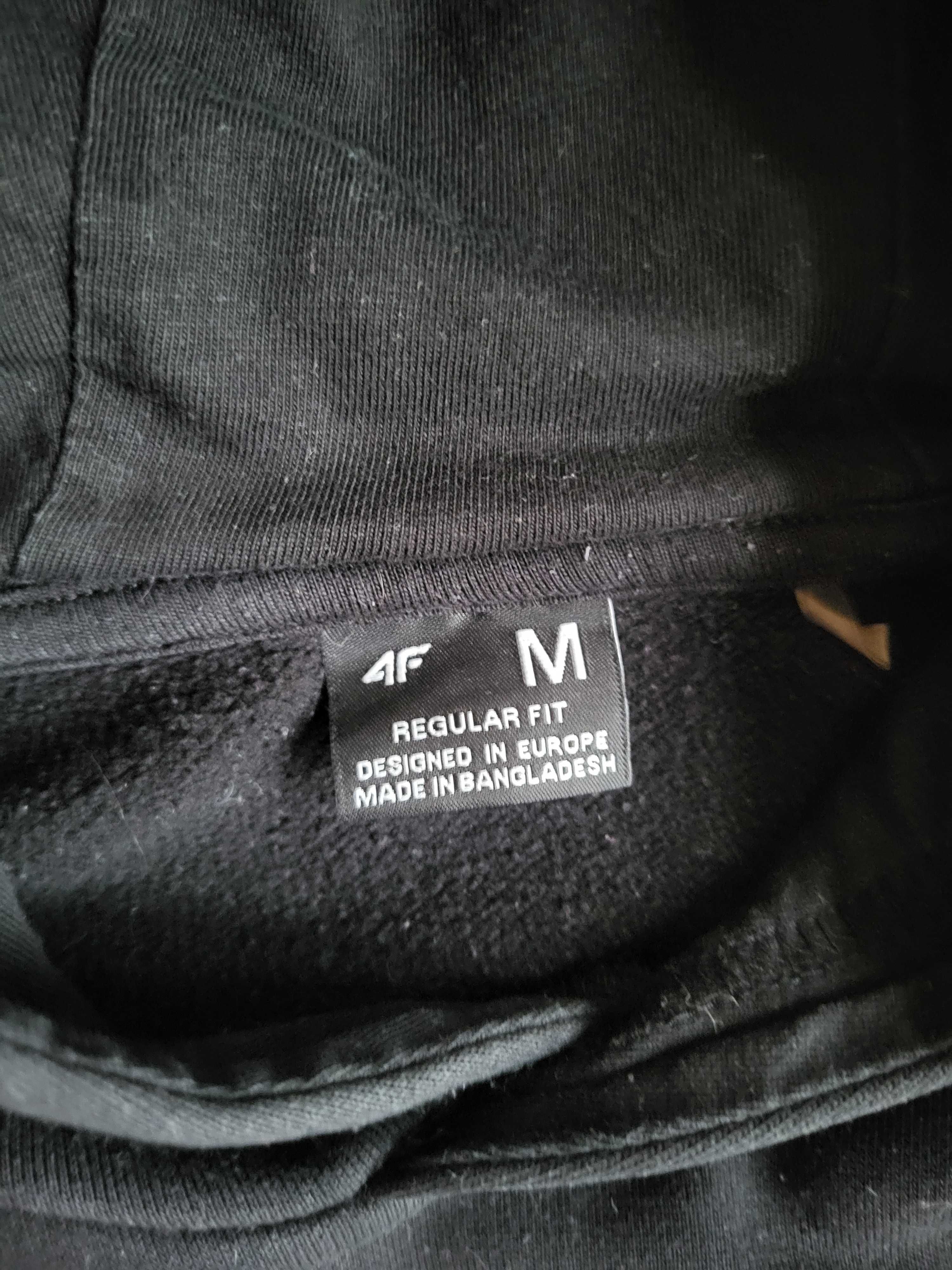 4F Bluza męska, czarna, kangurka, z kapturem, rozmiar M