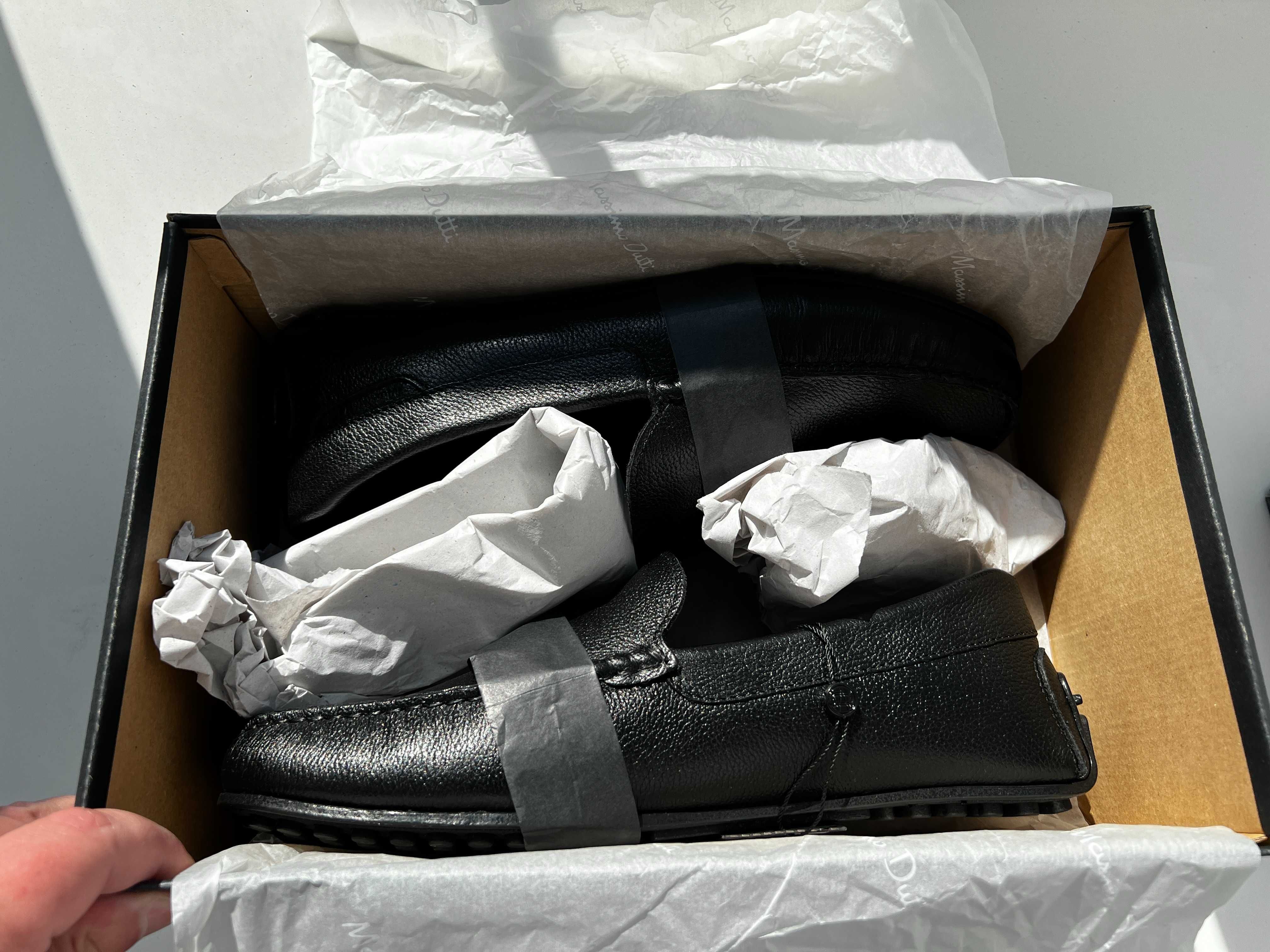 Мокасини Massimo Dutti. Шкіра. Нові. 41,5-42 розмір. 27,5см устілка