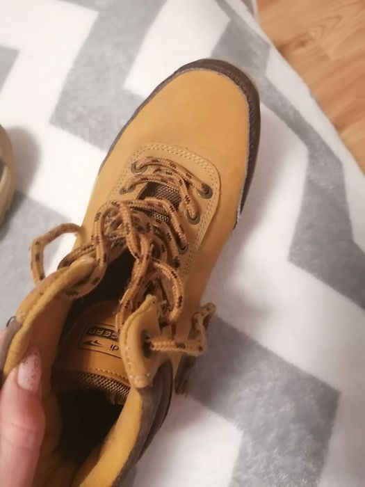 Sprzedam buty chłopięce