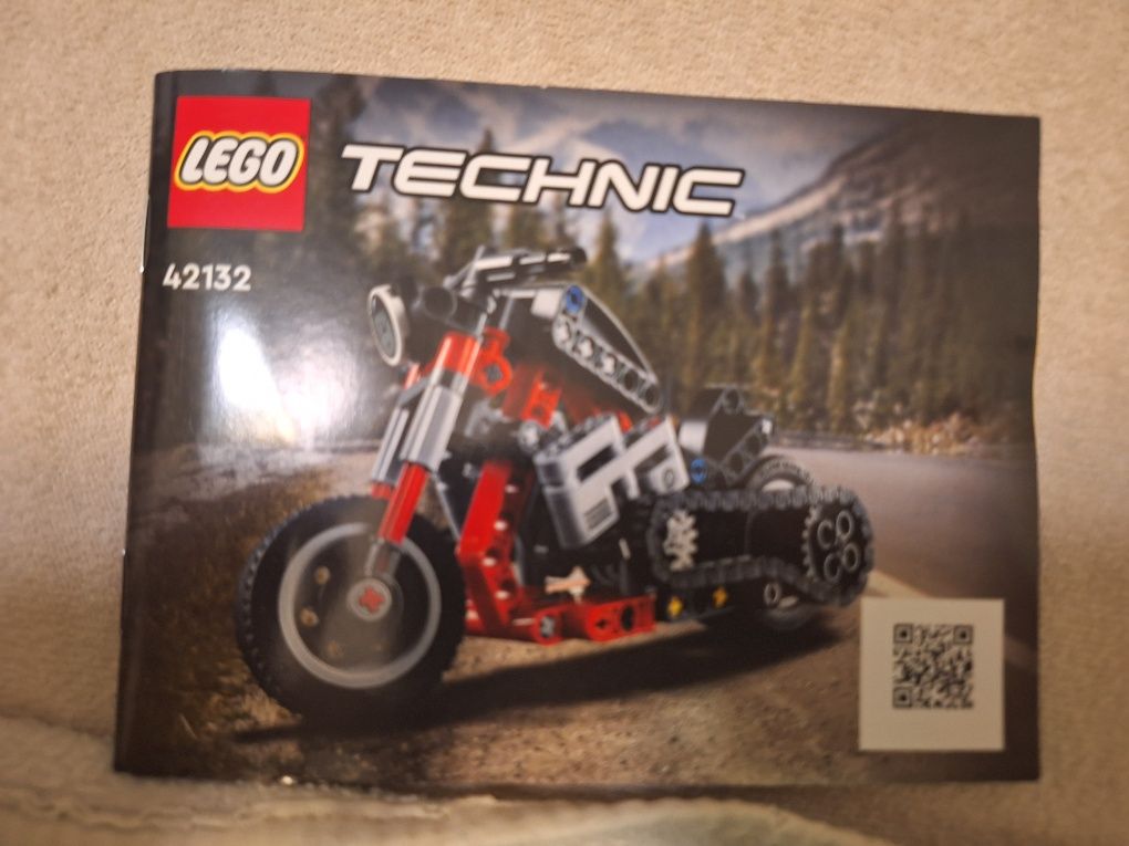 Lego technic motocykl 42132
