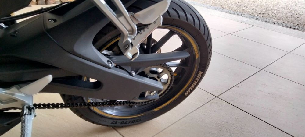 Yamaha MT 125 como nova
