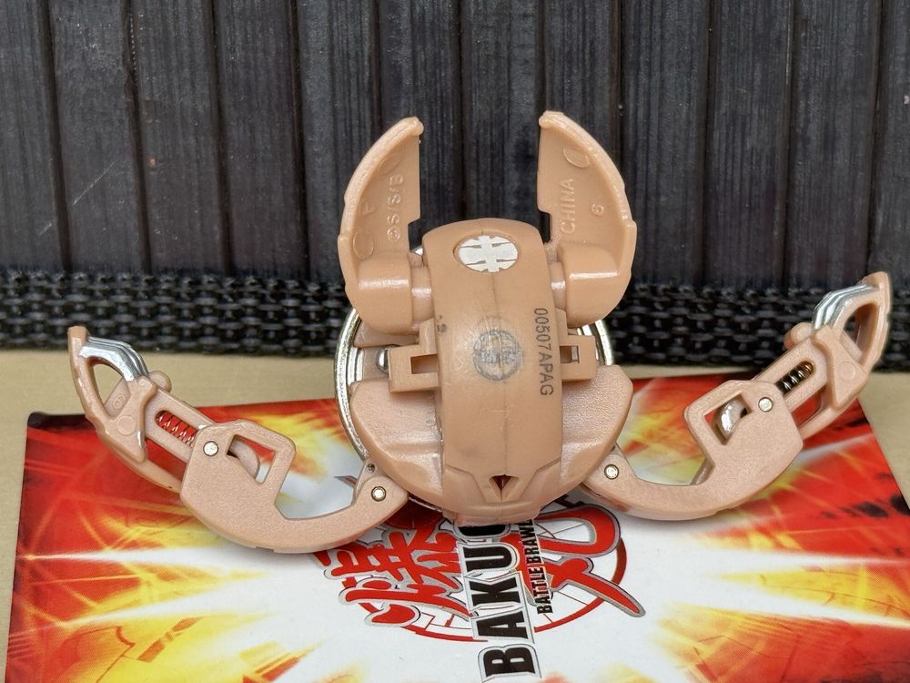 Bakugan bakugany Subterra Primo Vulcan
