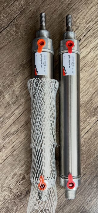 Пневмоциліндри фірми Camozzi Італія. Оригінал. Діаметр 32 мм. Є 2 шт.