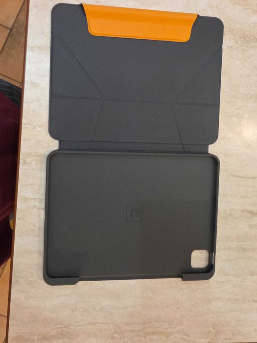 IPad Pro 11" M2 4.gen 256GB Wi-Fi + Magic Keyboard + Pencil 2