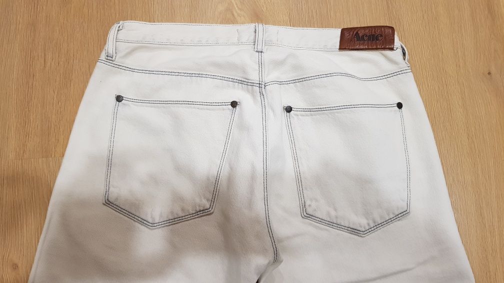 Spodnie jeans białe firmy ACNE 32/34