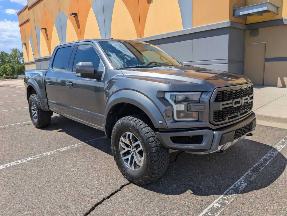 Ford F-150 Raptor      2017