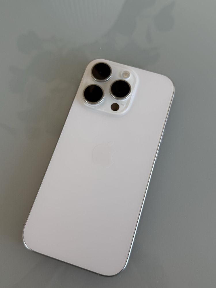 iPhone 16 Pro 256GB Branco