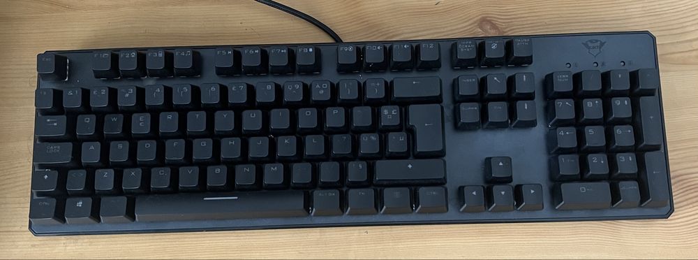 teclado gamer GXT