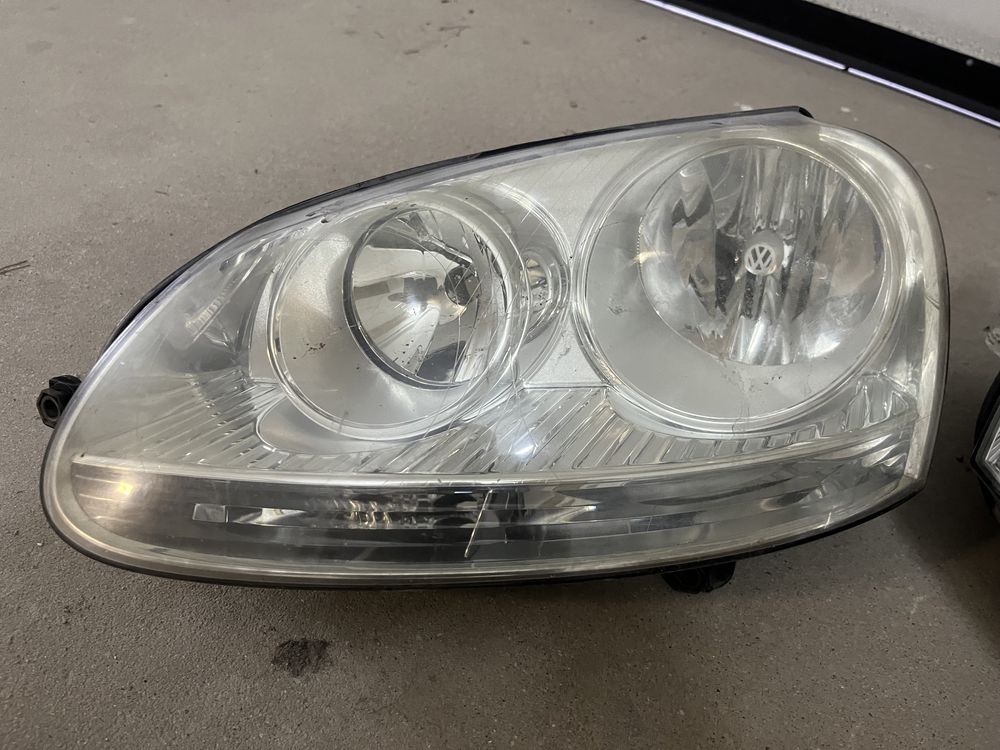 Lampa prawa i lewa VW Golf 5