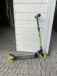 Playground hulajnoga swiecace kolka