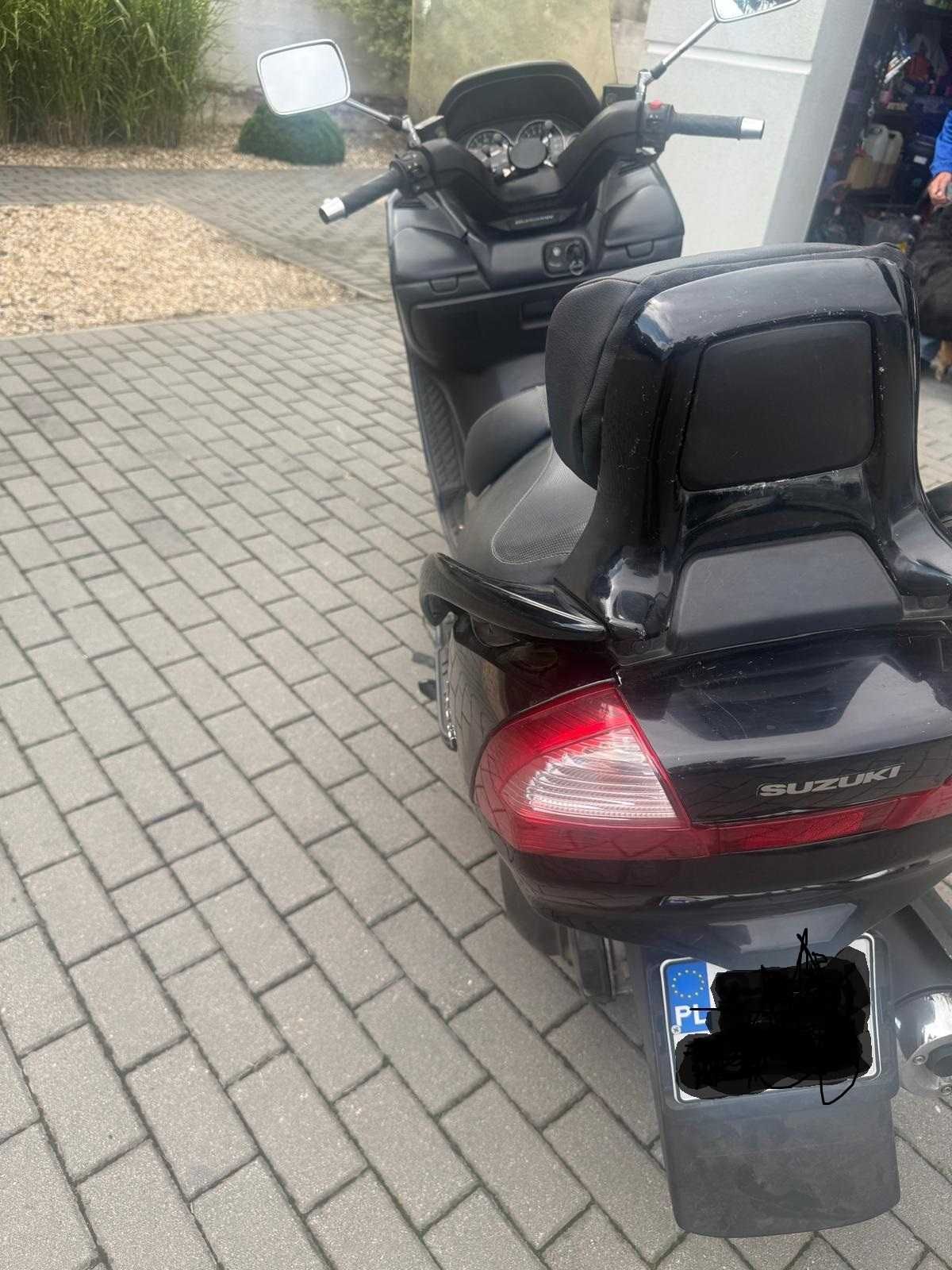 Suzuki Burgman 400