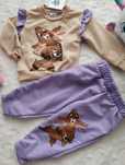 Komplet Chip i Dale 74 nowe dresy Czip beżowa bluza z falbankami