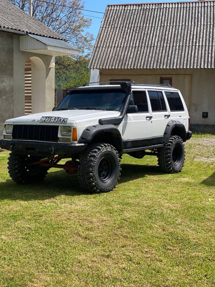 Продам jeep xj 4.0 offroad
