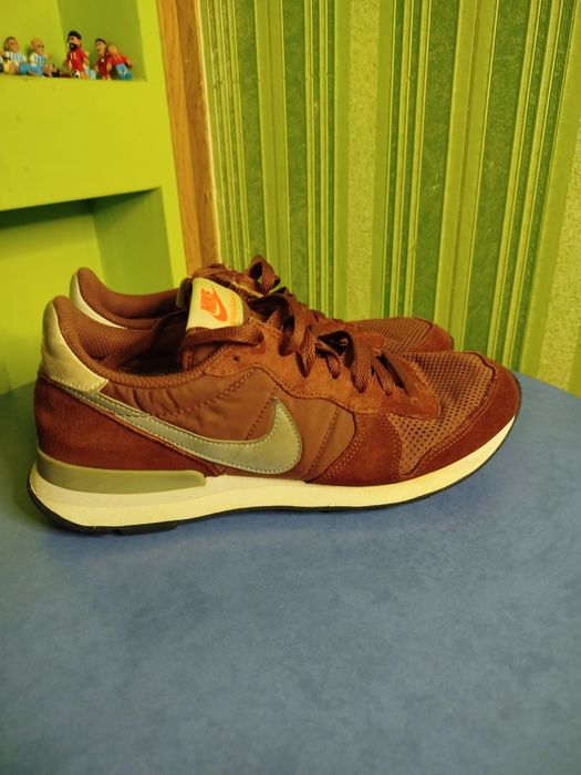Nike Internationalist