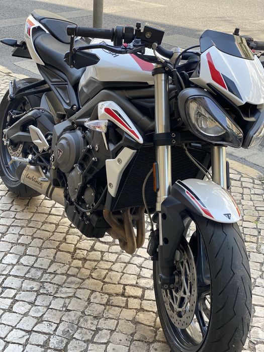 Triumph Street Triple 660s (A2) Deslimitada, 95cv