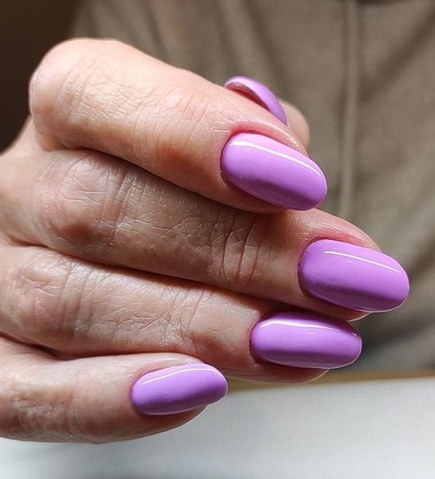 Manicure / Pedicure
