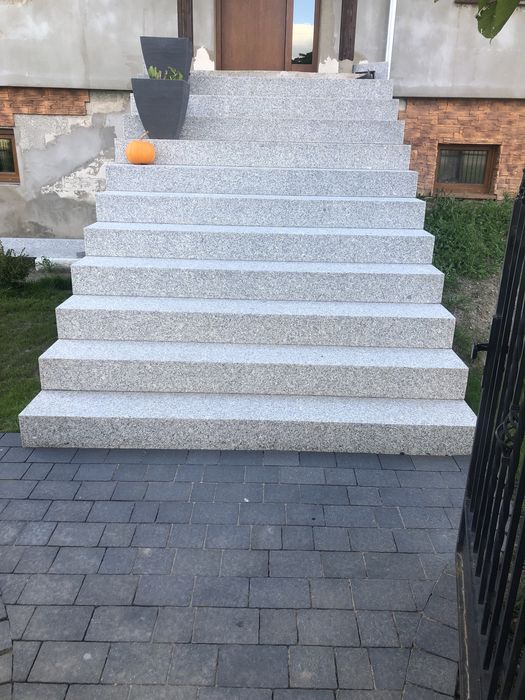 Stopnie blokowe, granitowe - schody