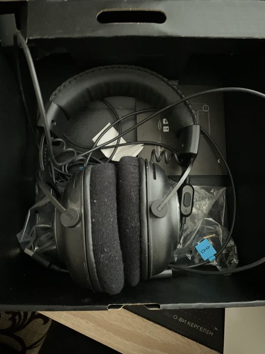 Logitech g pro x, fifine AM6, hyperX мышка, rztk клавиатура.