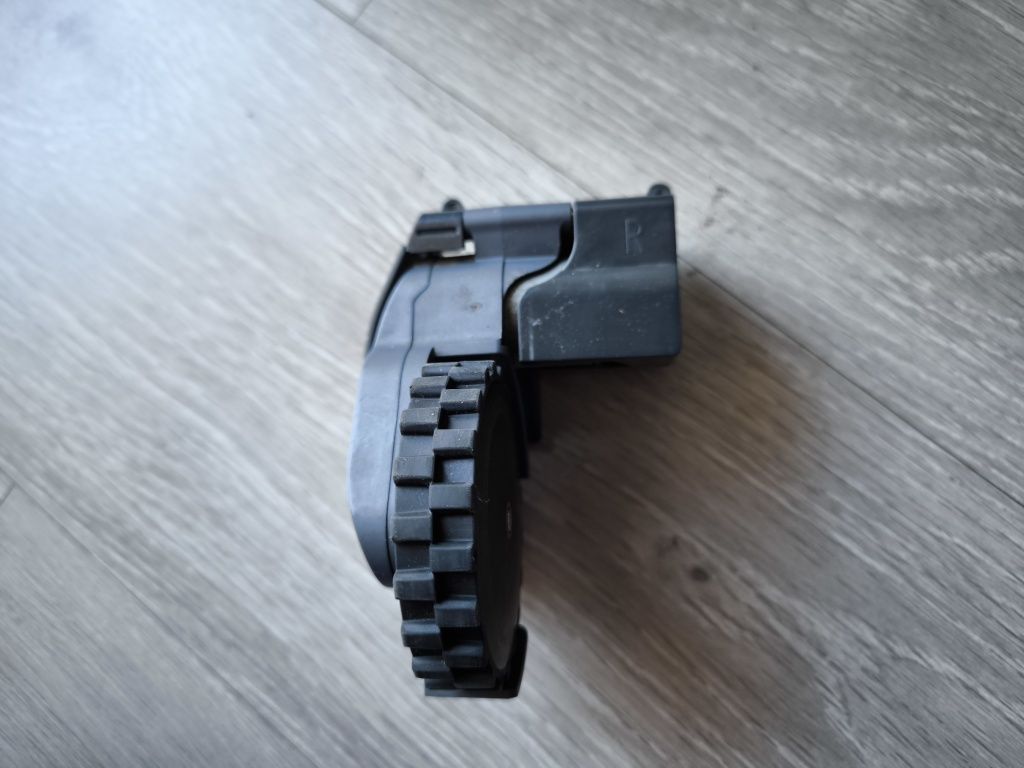 Moduł koła z napędem lewy oraz prawe do Roborock S7 Q7 S5 S6  MaxV itp