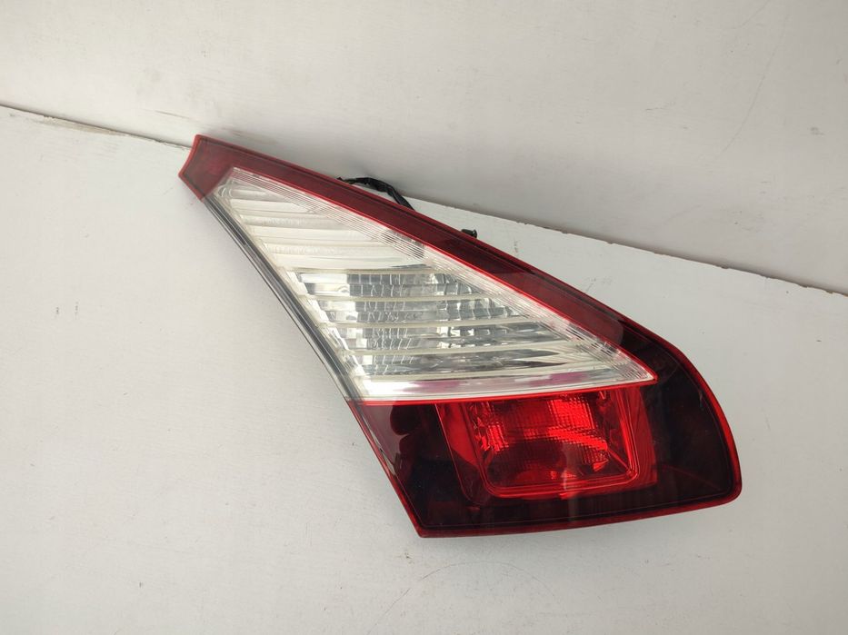 Lampa lewy tył w klapę RENAULT MEGANE III LIFT HB EUROPA 26557070R