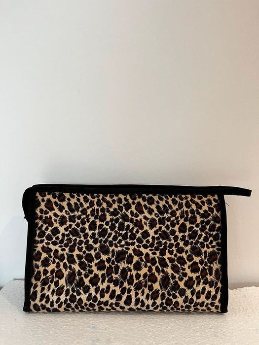 Kosmetyczka panterka