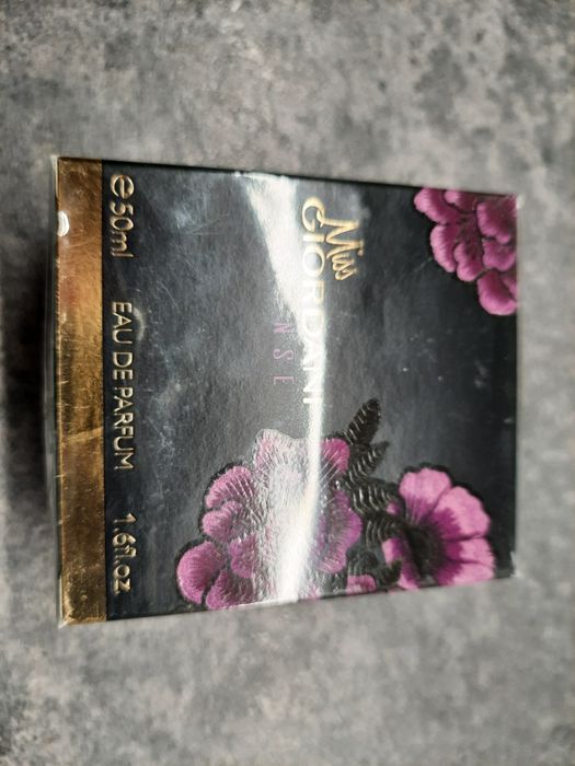 Woda perfumowana Miss Giordani Intense unikat