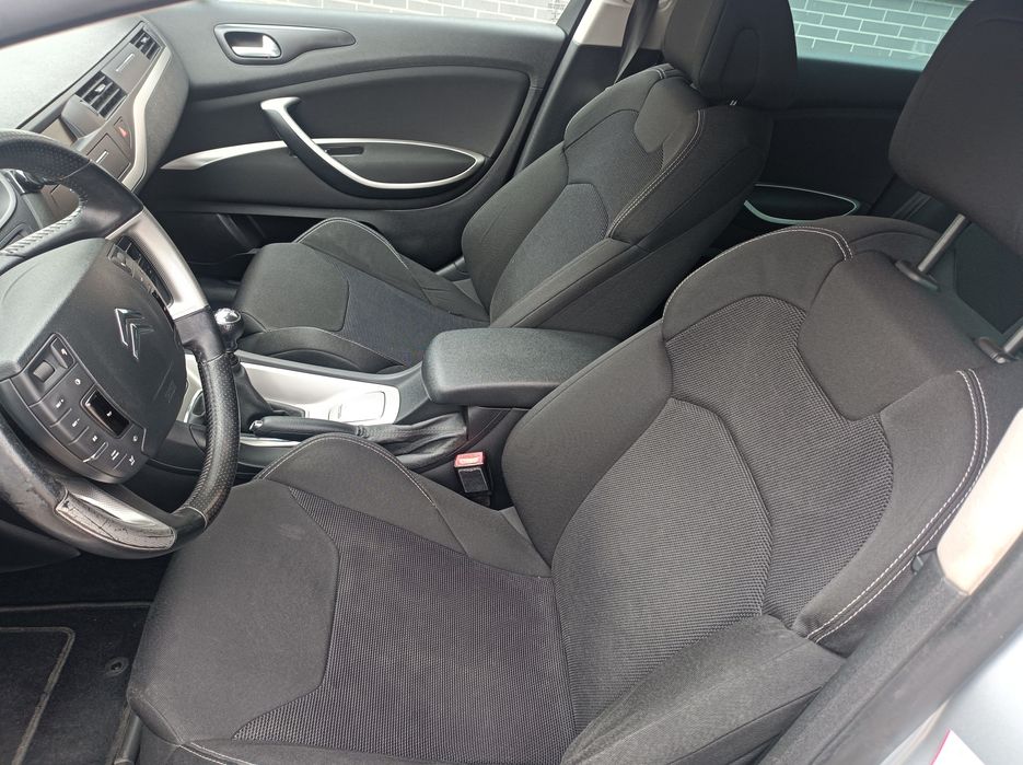 Suuper Citroen C5 2,0hdi zwykłe zawieszenie
