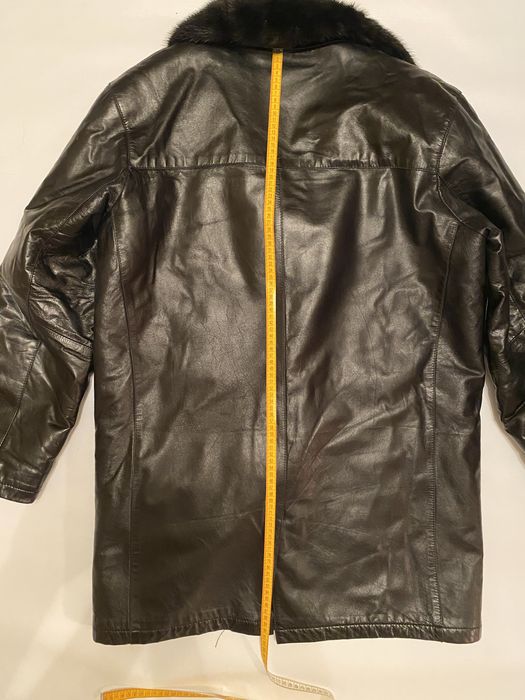 Зимова куртка чоловіча