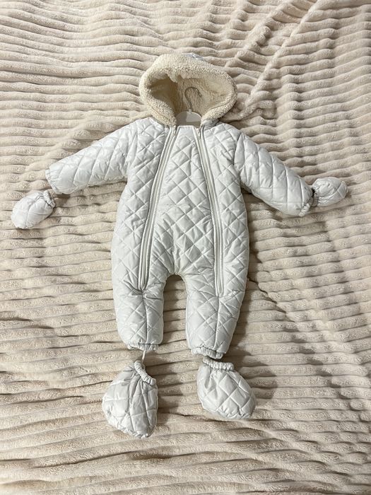 Зимовий комбінезон білий на овчині, стьобаний 74 розмір