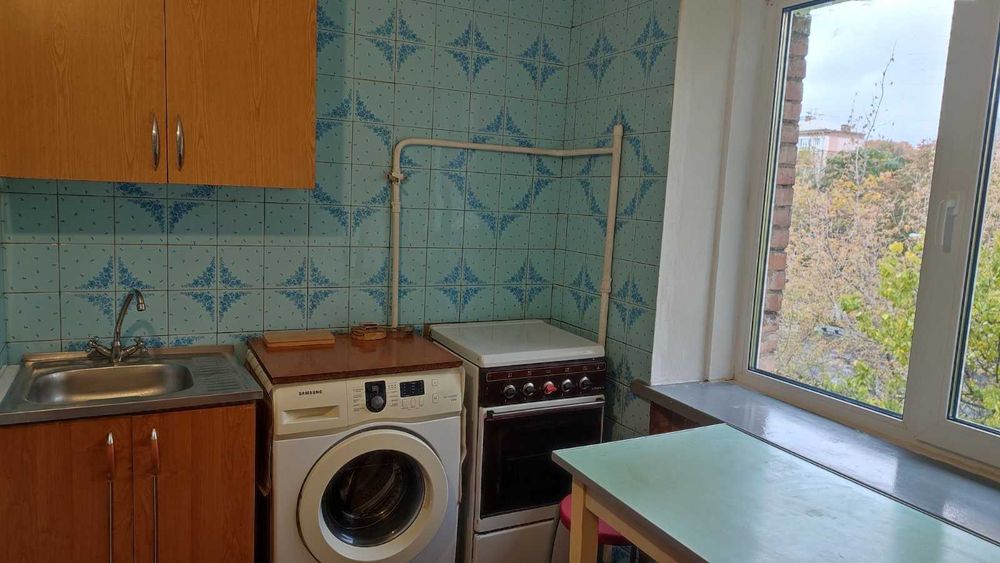 Аренда 2 комн.квартиры ул.Белорусская 10, метро Лукьяновская 2 мин.