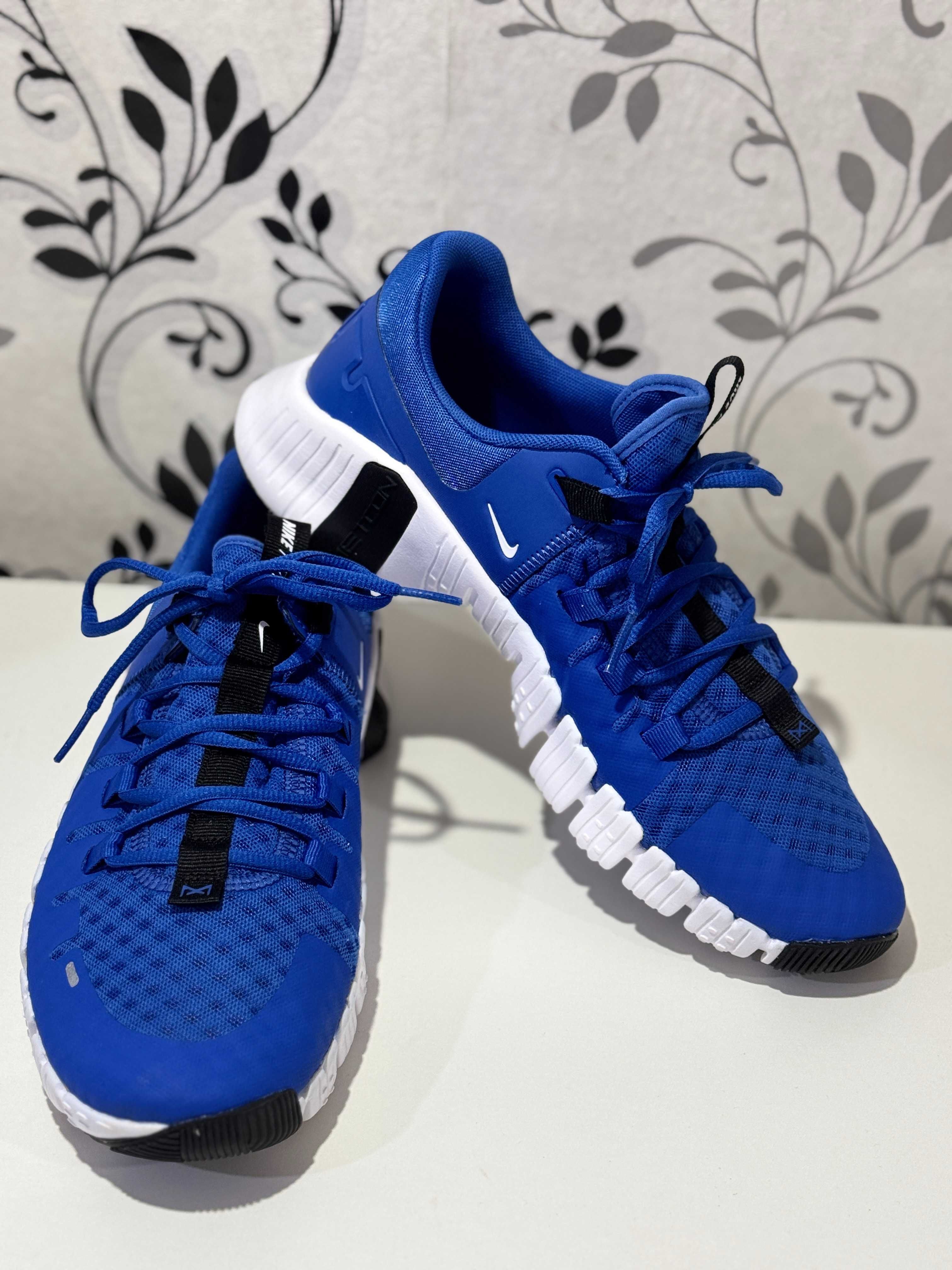 Кросівки тренувальні чоловічі Nike FREE METCON 5 FN6616-401, 42.5р