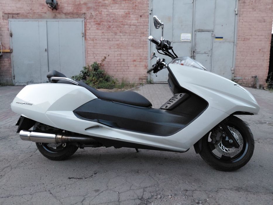 Yamaha 250 maxam максискутер