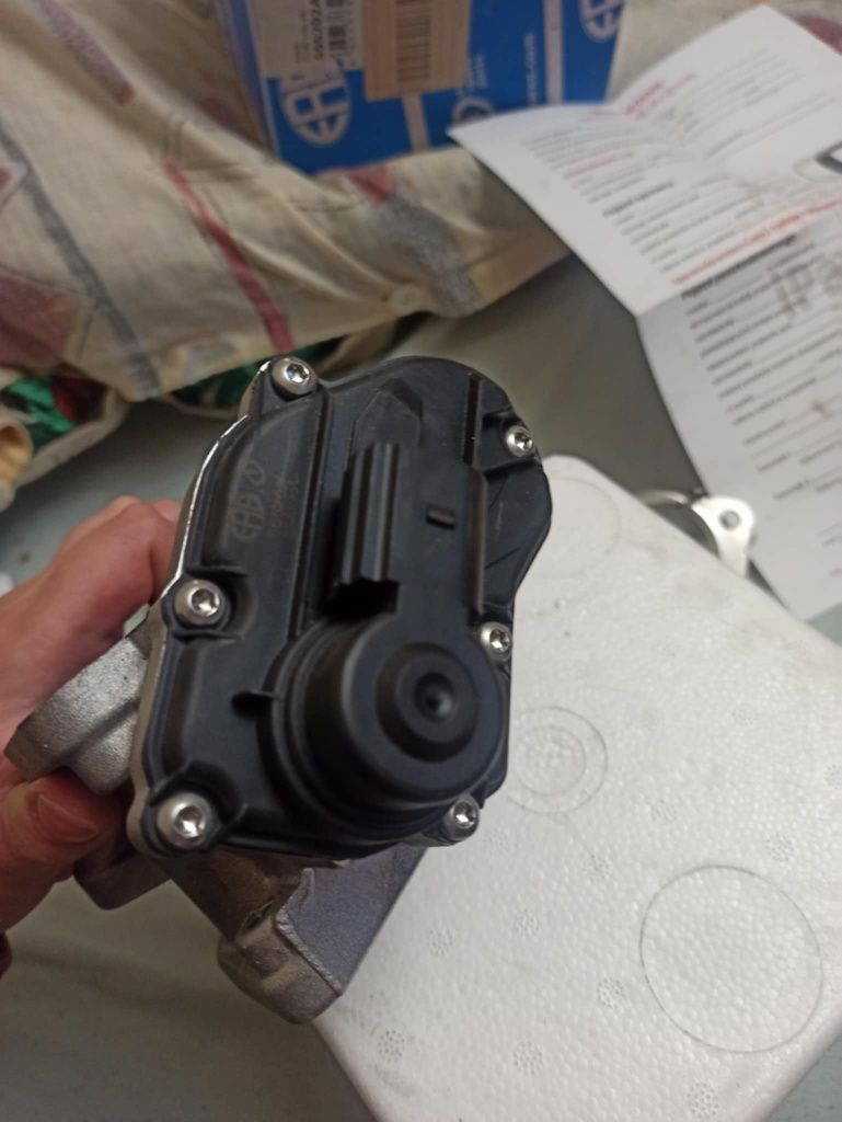 Zawór EGR do Suzuki grand Vitara ddis 1.9