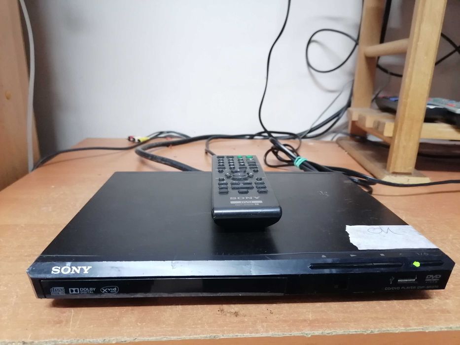 Odtwarzacz CD/DVD Sony DVP-SR370 PILOT