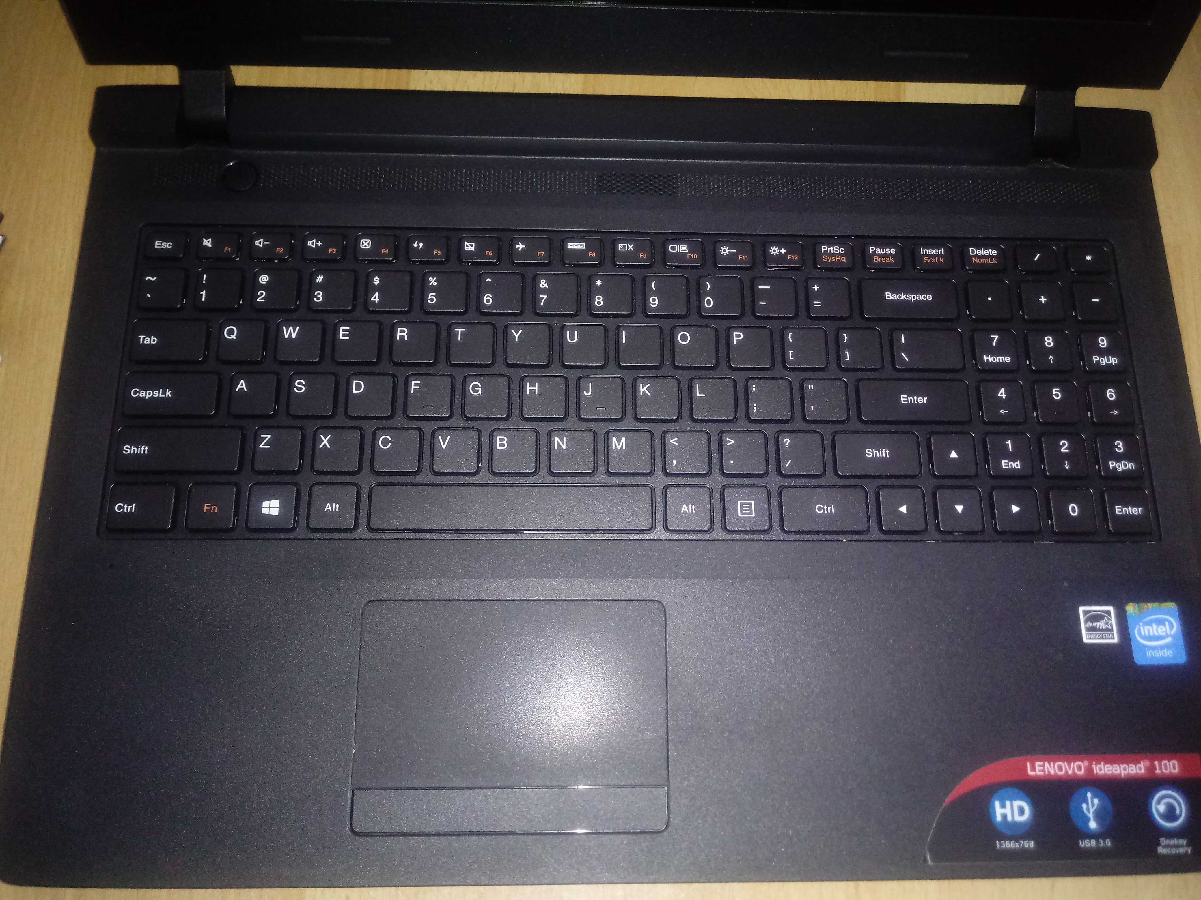 Sprzedam Laptopa Lenovo stan BDB model 100-15IBY 4 GB Ram i 500 GB