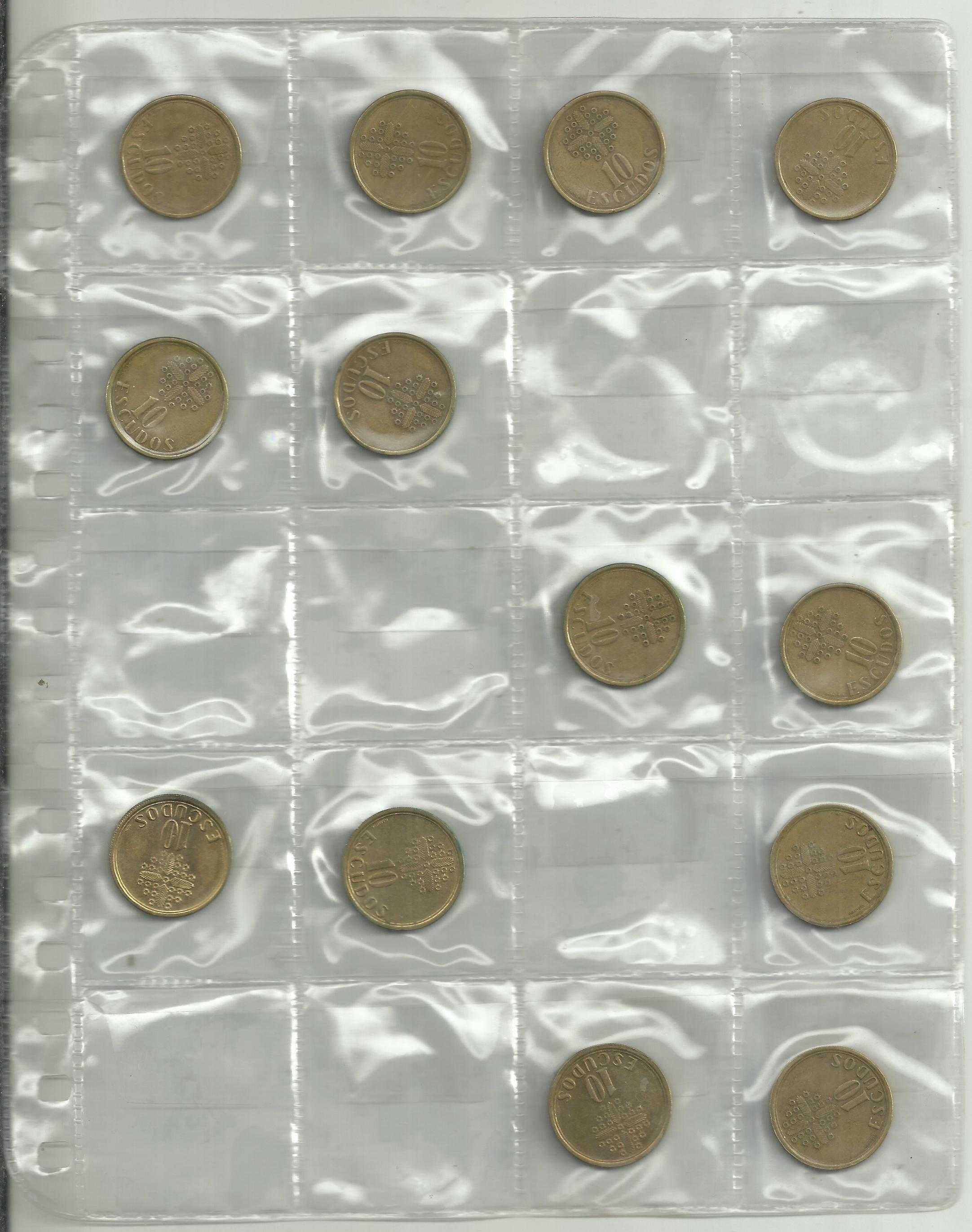 Lote com 67 moedas de 1, 5 e 10 escudos