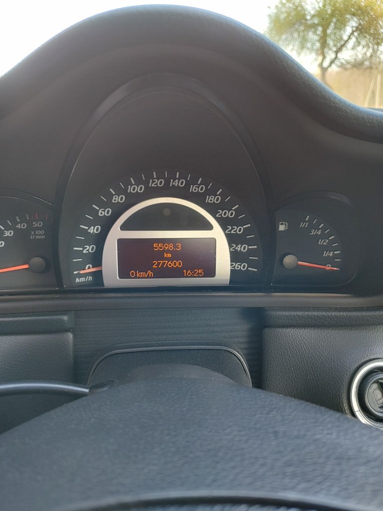 Mercedes-Benz c220.  2.2CDI sport coupe 2004r