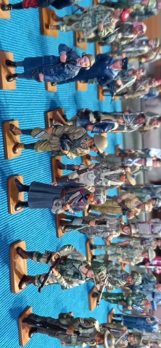 Del prado Kolekcja żołnierzy wojennych 99 figurek