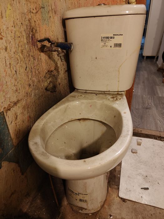 Miska plus zbiornik WC Roca Magdalena