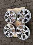 Felga Felgi Audi 8K0601025AS 7Jx16 ET39 5x112