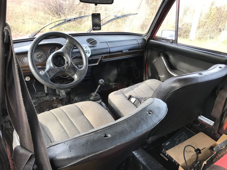 Продам Ваз 2103