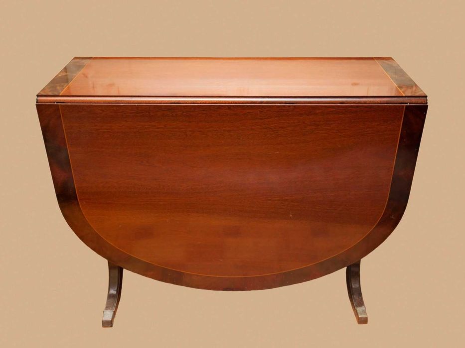 Mesa de Abas Estilo Inglês